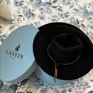 NWT Lanvin wool hat
